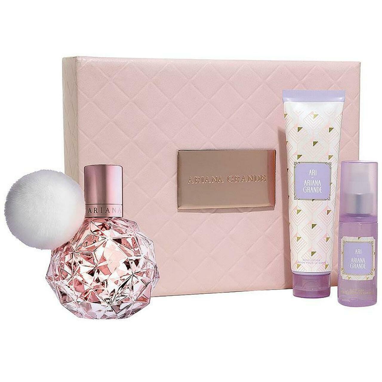 ARI by ARIANA GRANDE 3 PC SET